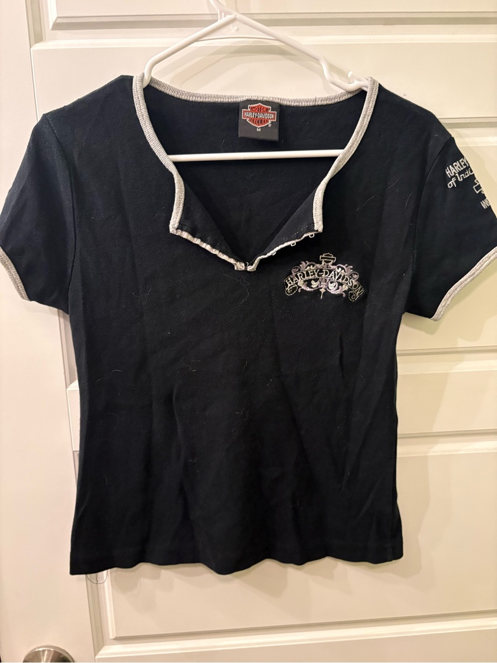 Y2K Harley-Davidson Black Short Sleeve Women's Logo Baby Tee with Gray Trim